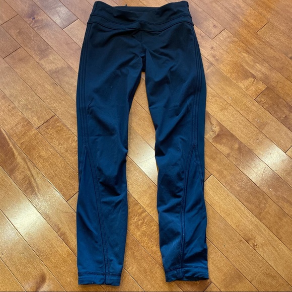 ✨ Lululemon 7/8 Tight with Mesh Leg Size 4 - Picture 6 of 12